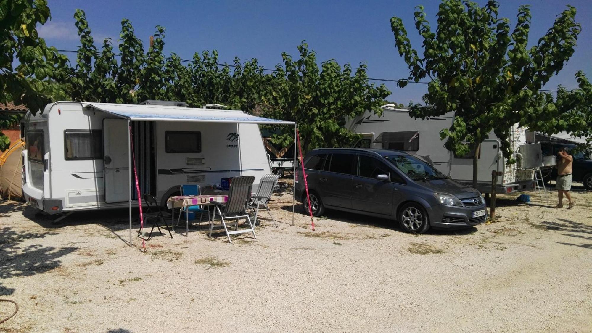 Camping El Roble Valderrobres Rum bild